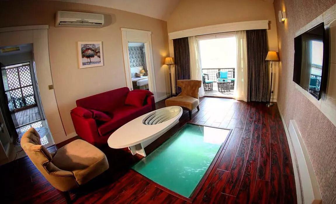 هتل ترنج؛ بهترین هتل 5 ستاره کیش از نظر مسافران