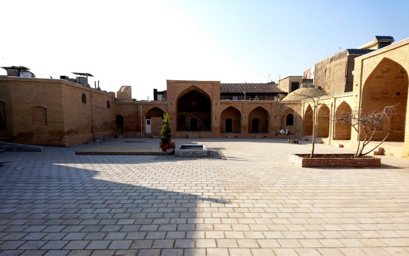 2471-1665383057-Shah-Abbasi-Caravanserai-1-