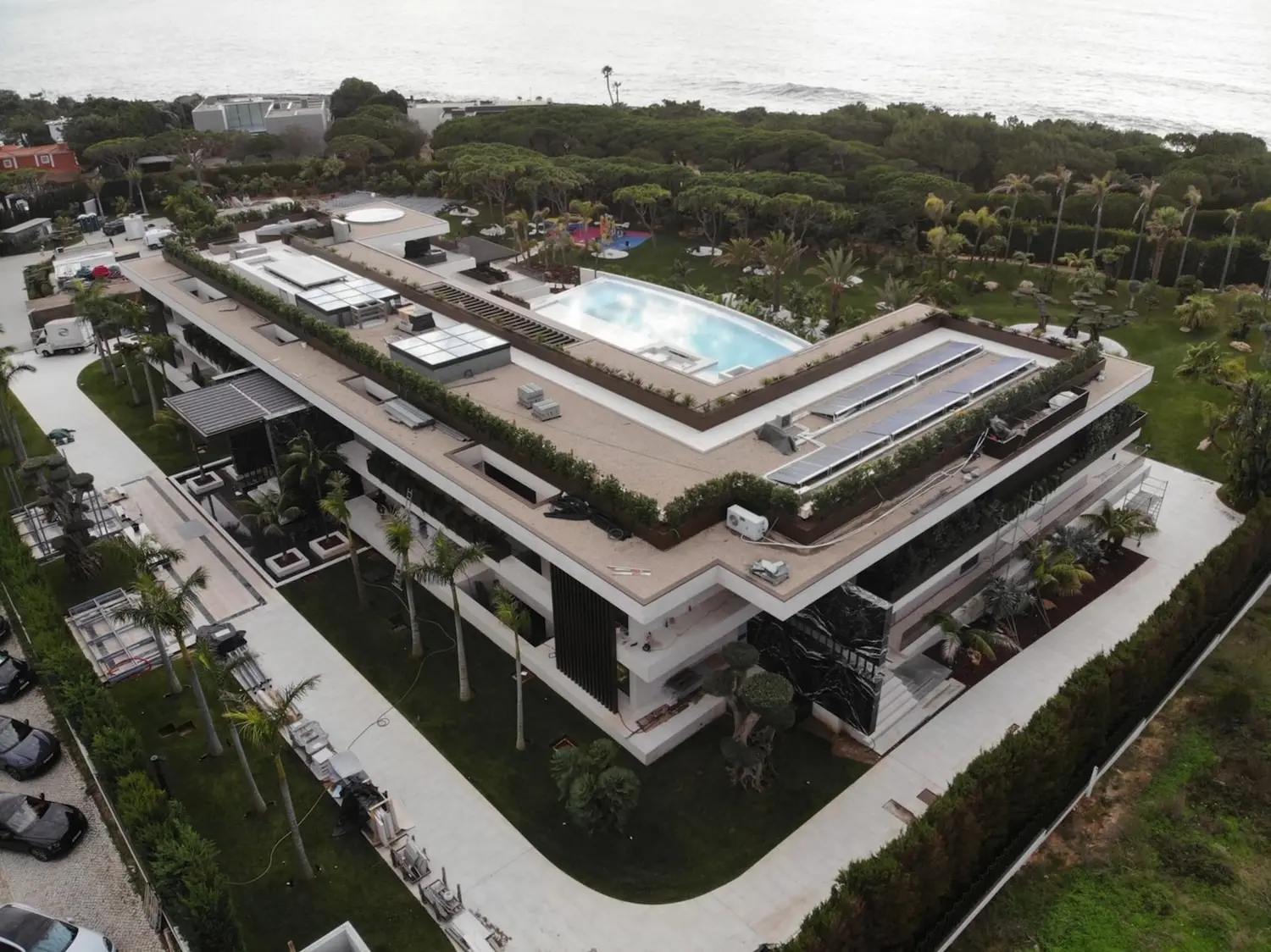 Maison-Cristiano-Ronaldo-1