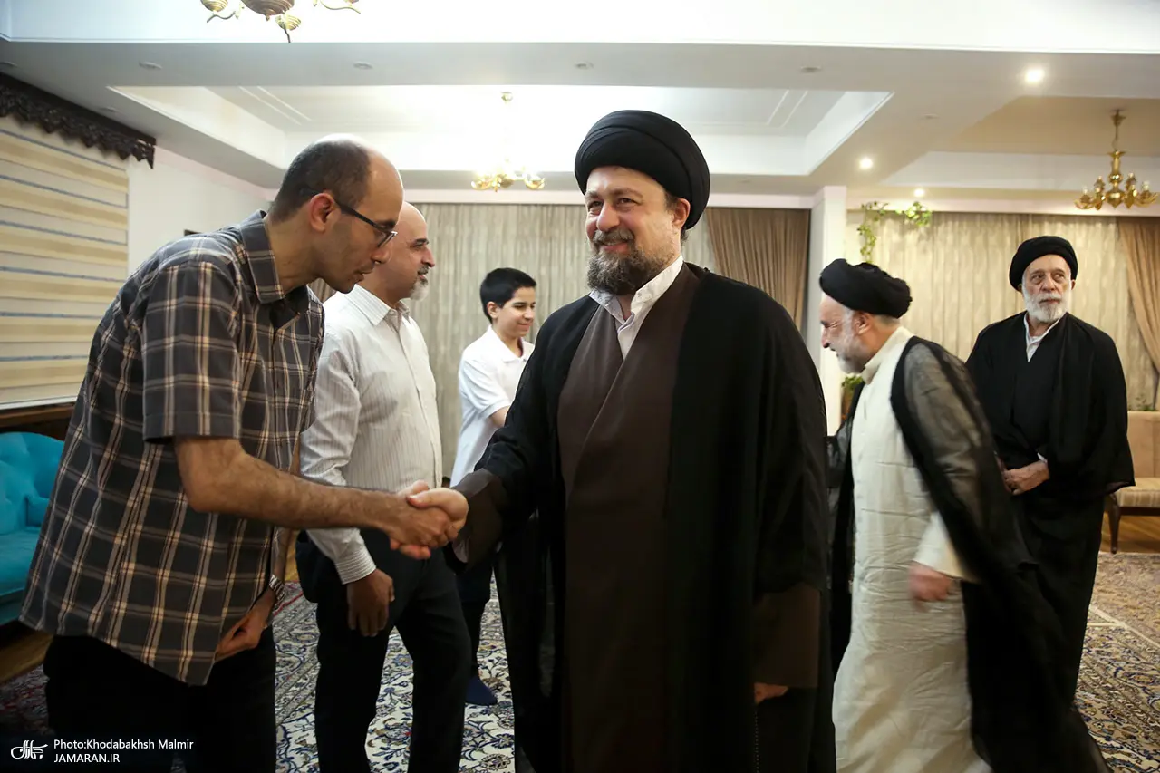 دیدار+سید+حسن+خمینی+با+حجت+الاسلام+و+المسلمین+سید+هادی+خامنه_ای (10)