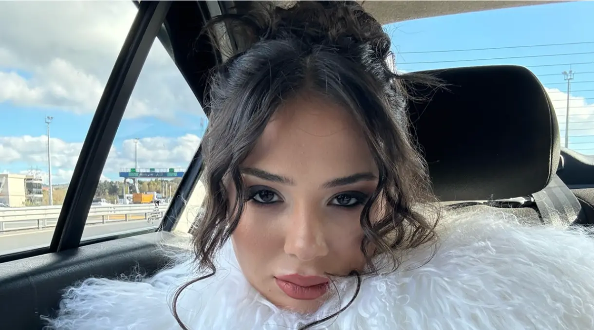 Screenshot_20260130-220633.Moto App Launcher