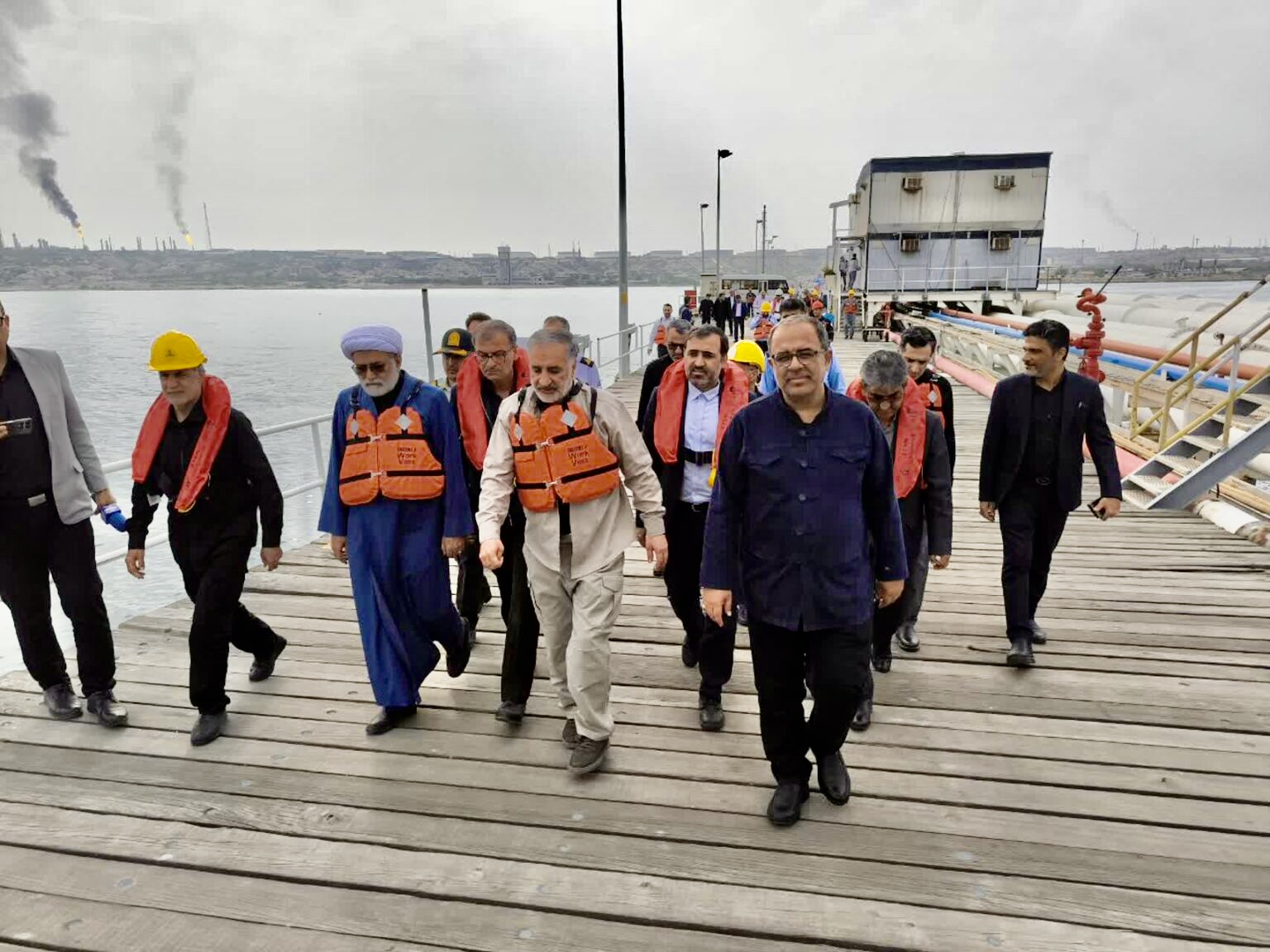 b242e555-4fcf-4c36-aeb7-d1df267c2950