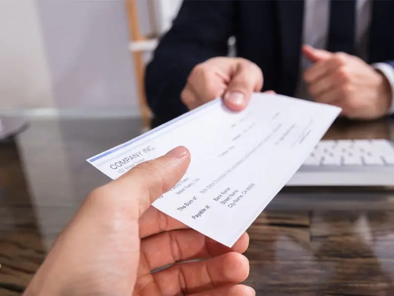 بهترین وکیل چک