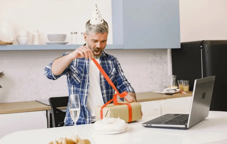 خرید هدیه برای آقایان 