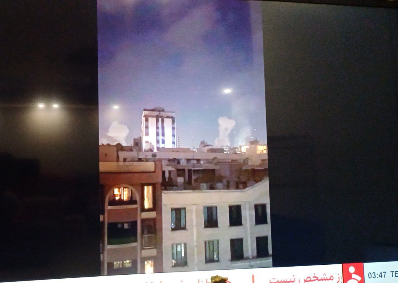 پخش تصاویر چند انفجار در تهران در شبکه خبر