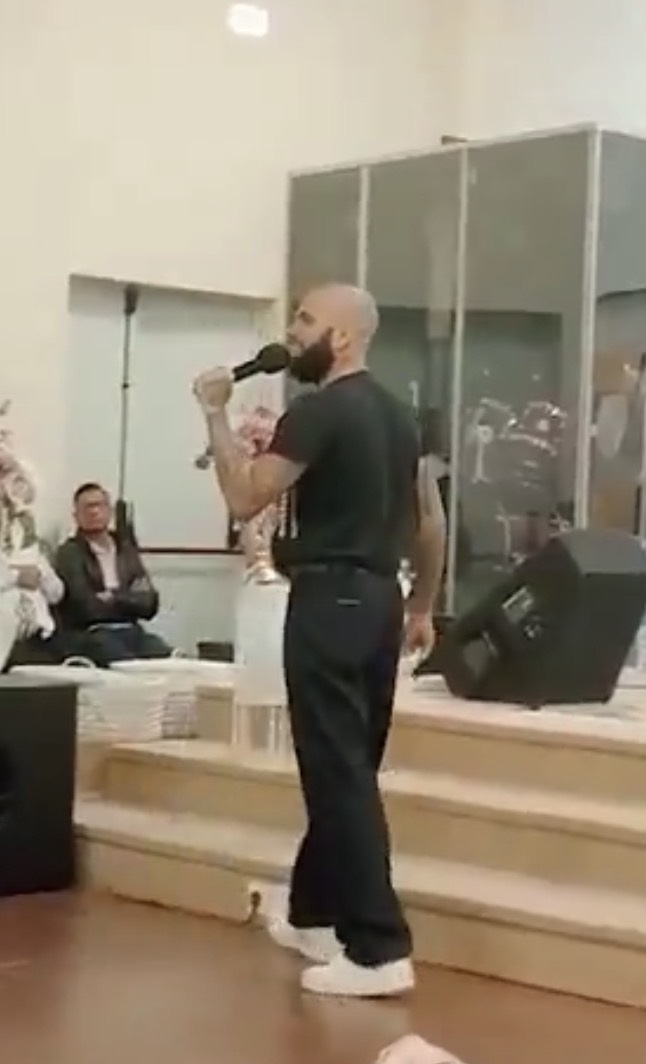 شاگرد عیسی؛ دنی آلوز پس از تبرئه از اتهام تجاوز جنسی مبلغ مسیحیت شده است/ عکس