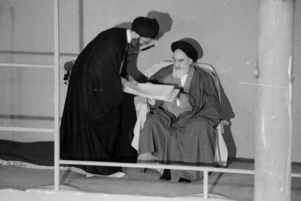960px-Ali_Khamenei_first_presidency_decree_by_Rohullah_Khomeini_(8)