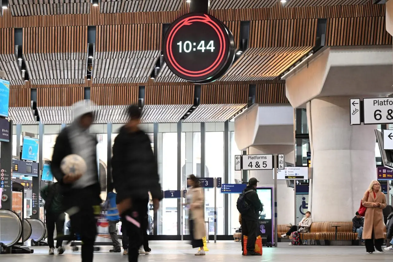 safarmarket_train station 2