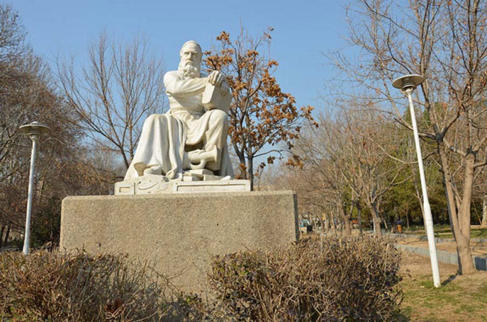 khayam-statue2