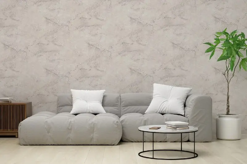 کاغذ دیواری پتینه کرم با مبل طوسی