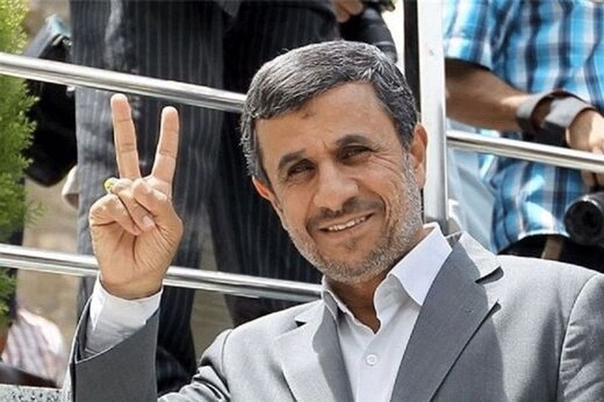 سخنان مردی که احمدینژاد را رییسجمهور کرد/خوش چهره: از جلسه با او که بیرون آمدم گفتم خدایا خلاصم کن/ نمیدانستم مناظره سال ۸۴ اینقدر مهم میشود