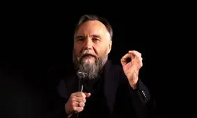 «فیلسوف دیوانه» پوتین و نظریه پرداز جنگ اوکراین

