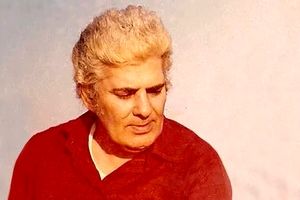 از ستایش هیتلر تا «ابراهیم در آتش»/ روایتی از حیات سیاسی احمد شاملو
