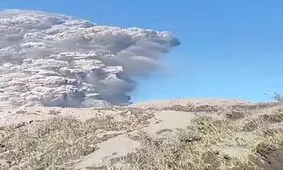 فیلمی ترسناک از لحظاتی قبل از مرگ 3 گردشگر در اثر آتشفشان/ ویدئو