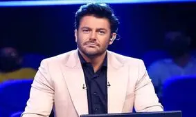 محمدرضا گلزار معلم معارف و عربی دبیرستان بوده!/ ویدئو