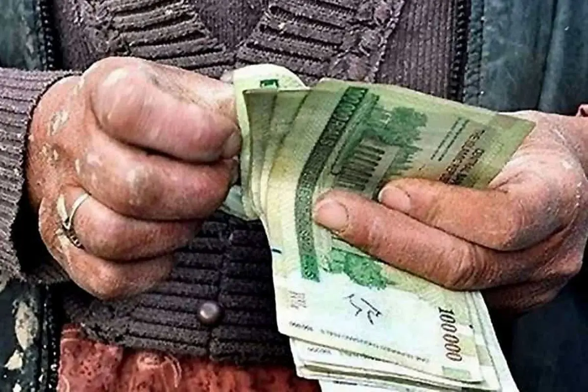 اکوتک / حقوق کارگران آب رفت! / قدرت خرید حداقل دستمزد یک چهارم سال ۹۰ شد