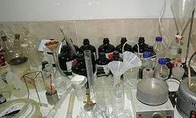 انهدام ۴ آزمایشگاه بزرگ مواد مخدر صنعتی در تهران