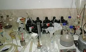 انهدام ۴ آزمایشگاه بزرگ مواد مخدر صنعتی در تهران