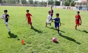 هشدار رئیس هیئت فوتبال تهران به خانواده‌ها؛ مراقب پول‌های غیرقانونی مدارس فوتبال باشید