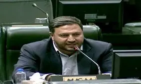 دولت در شرایط جنگی باید آیین‌نامه‌های دست‌وپاگیر را تعلیق کند/ اما امروز در وزارت اقتصاد، بانک مرکزی، وزارت صمت، نیرو و جهاد کشاورزی شاهد تشدید این محدودیت‌ها هستیم