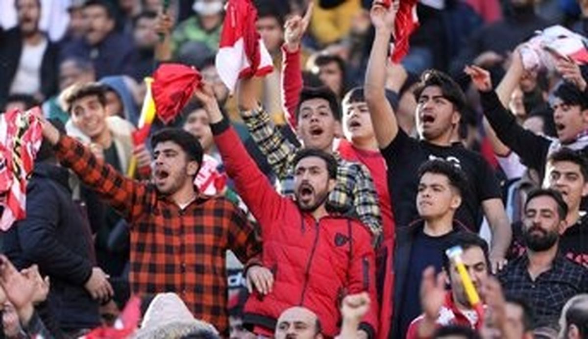 تجمع اعتراضی پرسپولیسیها به خاطر سرمربی جدید