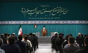 تشویق نخبگان به ترک کشور، خیانت و دشمنی است/ می‌توان برای همه مشکلات کشور راه‌حل علمی پیدا کرد