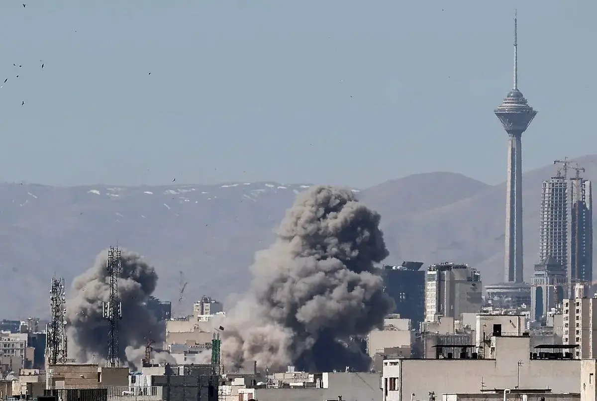 قرار باشد اگر روز و روزگاری با آمریکا توافق کنیم و پای میز مذاکره بشنیم ربطی به اسرائیل ندارد/ جمهوری اسلامی پرونده جدایی برای اسرائیل باز کرده است/ جنگ کنونی خیلی طولانی نخواهد بود/ منطقه تاوان اعتماد به آمریکا را می‌پردازد