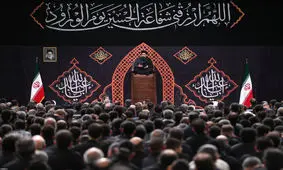 مراسم عزاداری شب تاسوعای حسینی‌ در حسینیه امام خمینی (ره) / تصاویر