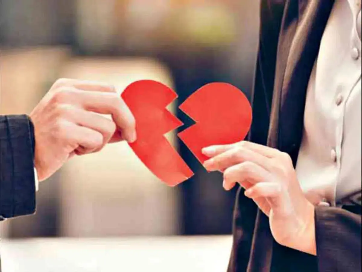 شوهرم دنبال آرزوهای خودش است، طلاق می‌خواهم

