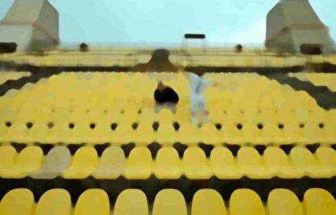 ویدیوی جنجالی سعید کریمی و همسرش در ورزشگاه خالی 

