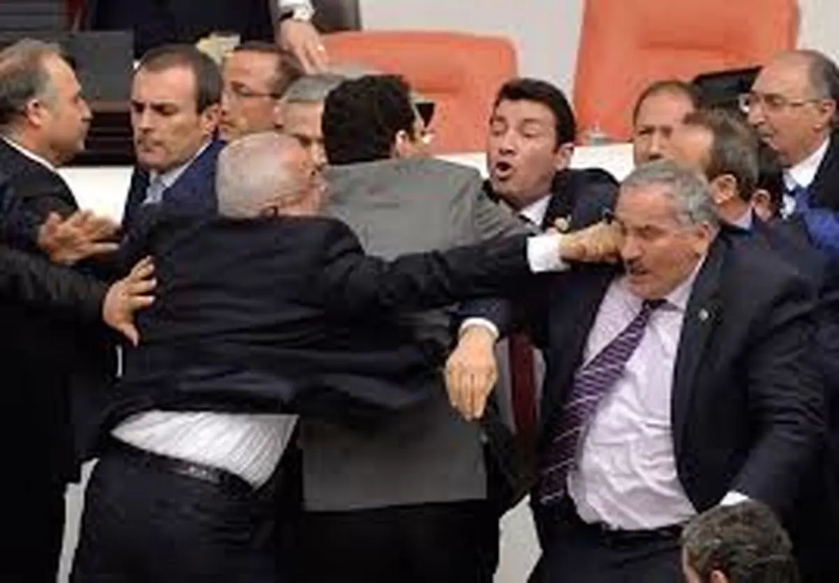 درگیری در پارلمان ترکیه/ ویدئو