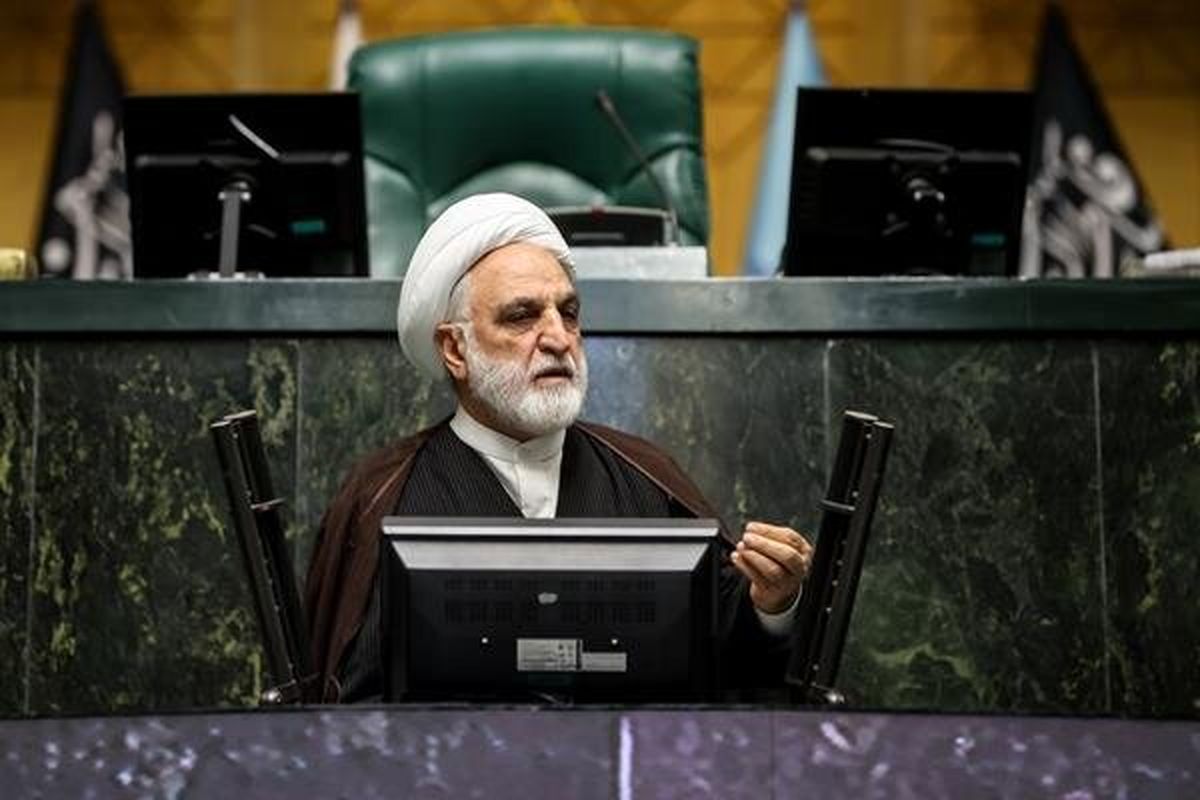 اژهای: مسئله عفاف و حجاب با هیچ منطقی قابلقبول نبوده و درست نیست/ قانونی که وضع شد باید ابلاغ و اجرا شود/ برای حل مشکلات کشور نیازمند وفاق و همفکری هستیم/ ما نمیگوییم این قانون وحی منزل است، باید مسئله امنیت و اجتماع را مهم بشماریم