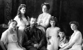 عکس‌های دیده نشده از اعضای آخرین خاندان سلطنتی روسیه