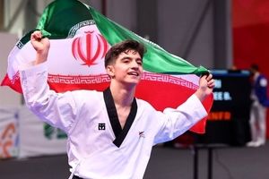 جشن قهرمانی نقی ئی با پرچم مقدس ایران/ ویدئو