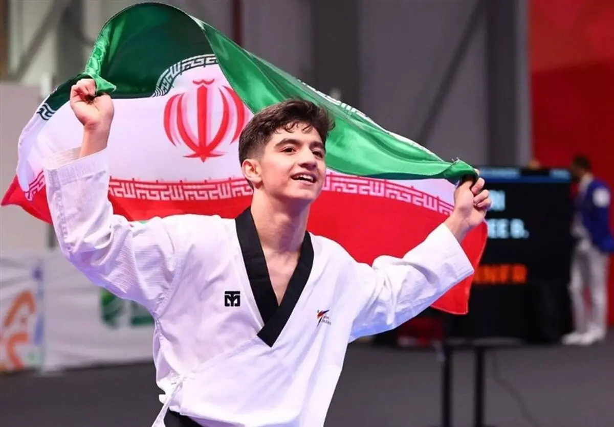 جشن قهرمانی نقی ئی با پرچم مقدس ایران/ ویدئو