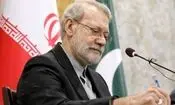 زندگی سیاسی علی لاریجانی در ۵ پرده / «مرد میانه» در جایی که روزگاری لنگه کفش و مهر به سوی او پرتاب کردند، به خاک سپرده شد

