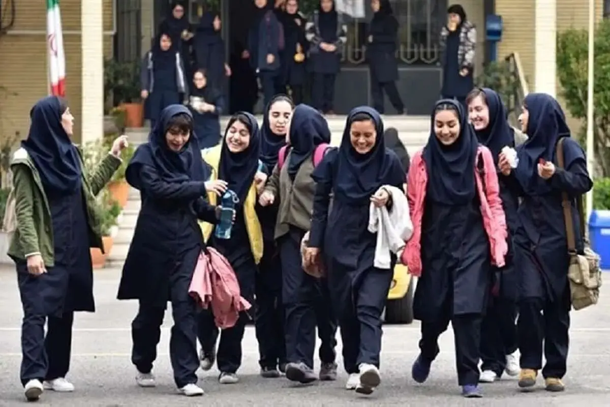 بازداشت های دانش آموزی خبرساز شد/ هشدار کارشناسان درباره پیامدها