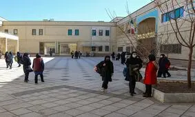توضیح آموزش و پرورش اصفهان درباره برخورد با دانش‌آموزان معترض یک مدرسه/ دانش‌آموزان گول خورده‌اند