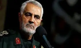 فیلمی جالب از روضه خوانی حاج قاسم در شام غریبان/ ویدئو