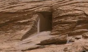 تصاویری پربازدید مریخ‌ نورد ناسا / دروازه بیگانگان در سیاره سرخ؟/ ویدئو