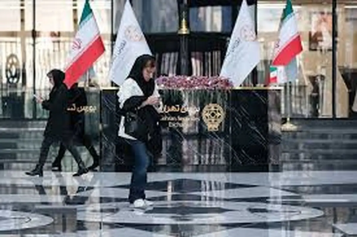 پایان تلخ مرداد برای بورس؛ شاخص کل از قله ۲.۵ میلیونی سقوط کرد 