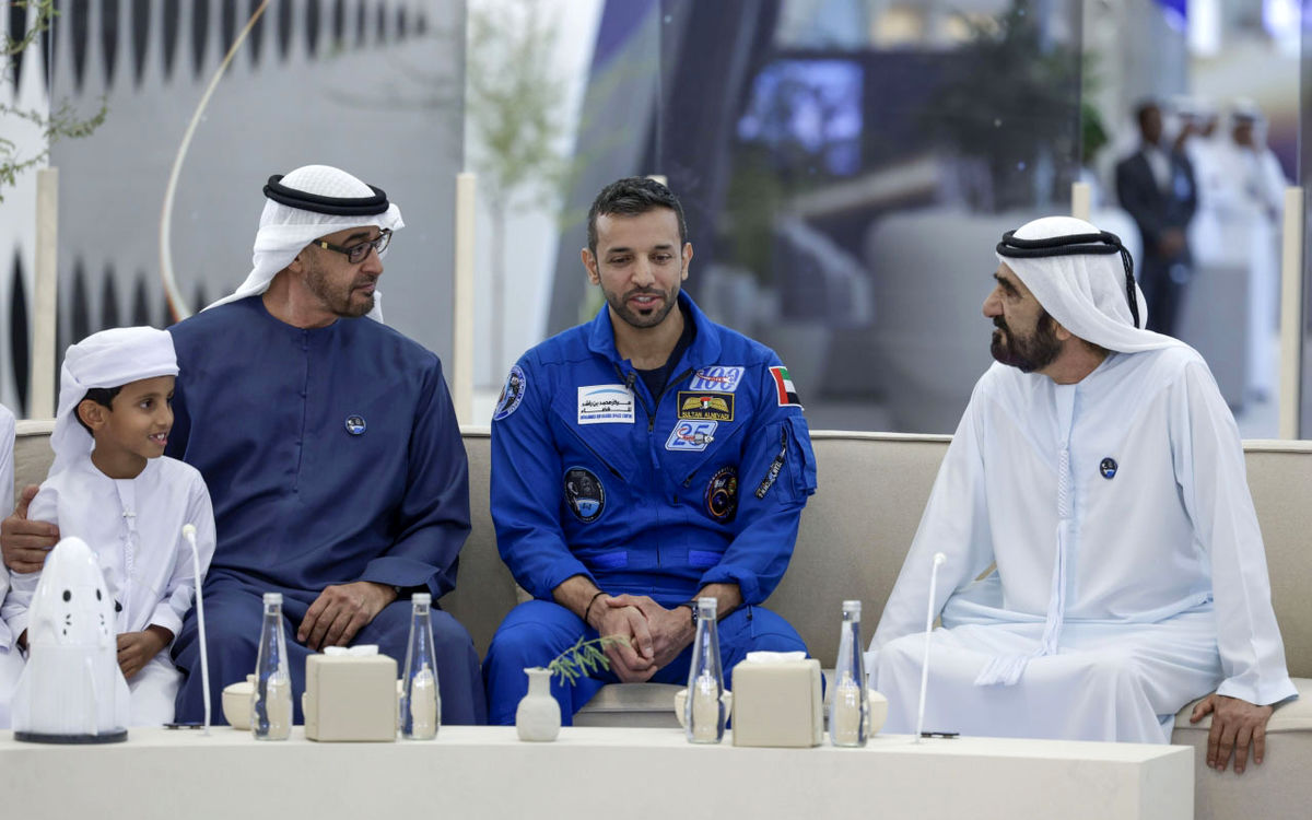 یک فضانورد در دولت امارات، وزیر امور جوانان شد

