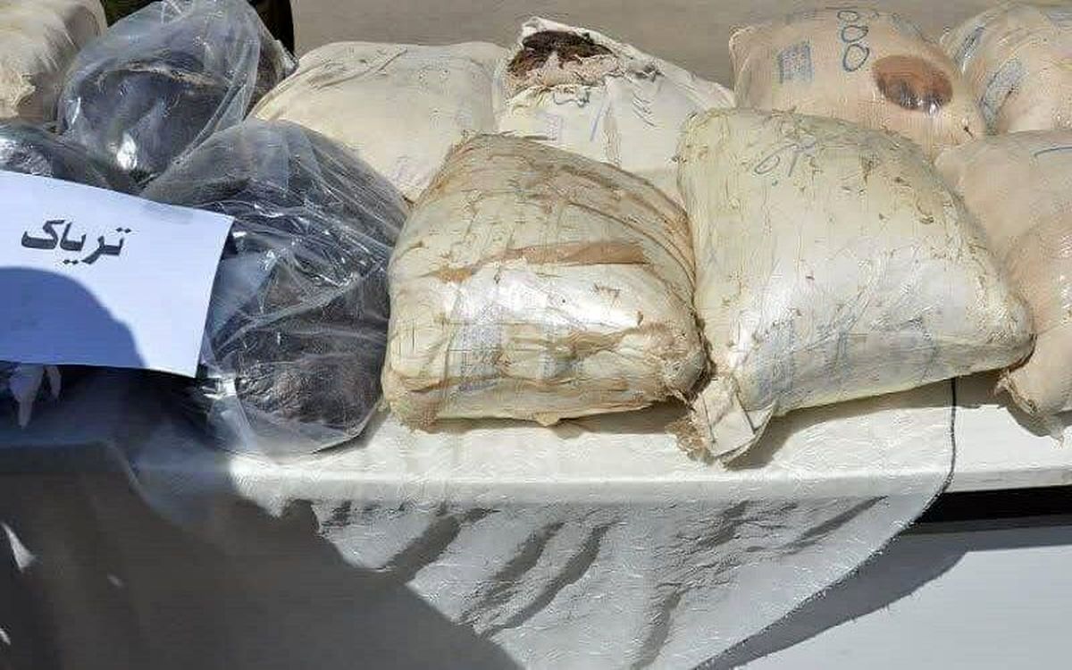 کشف بیش از ۳۰۰ کیلوگرم مواد مخدر در مشهد