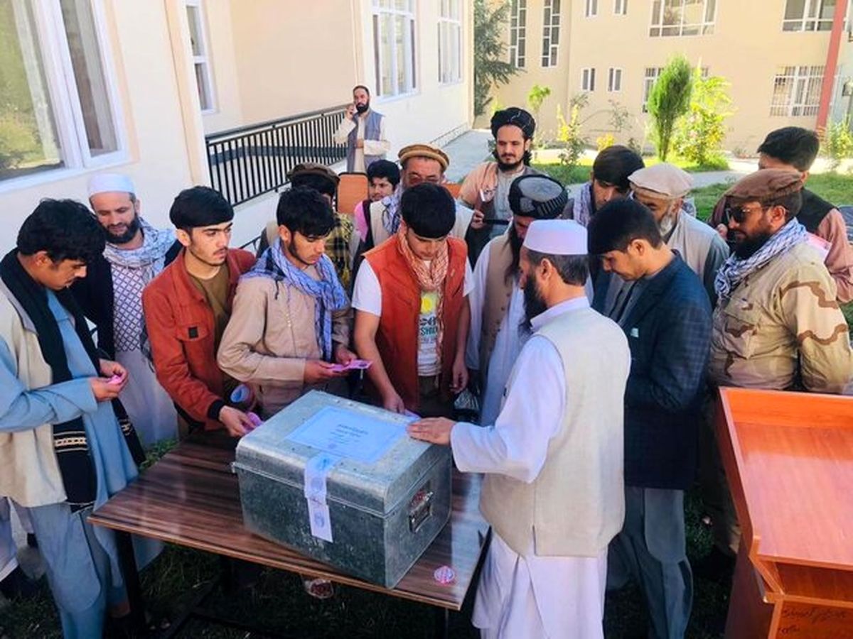 برگزاری کنکور در افغانستان طالبان؛ به دختران اجازه داده نشد رشتههای دلخواه خود را انتخاب کنند