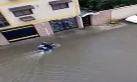 آبگرفتگی گسترده معابر عمومی در بندر انزلی/ ویدئو