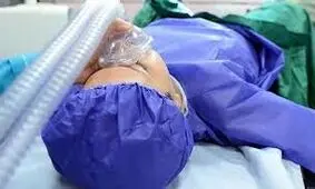 دختر معلول ایرانی که ۲۰ سال از دیدار با پدر و مادر خود محروم است/ ویدئو