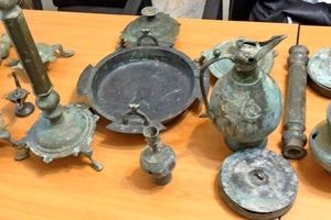 شناسایی و بازداشت عوامل فروش اشیاء عتیقه تقلبی در نظرآباد