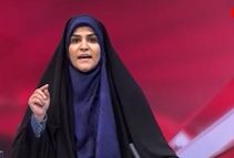 تقدیم سیمرغ بلورین جشنواره فیلم فجر به سحر امامی 