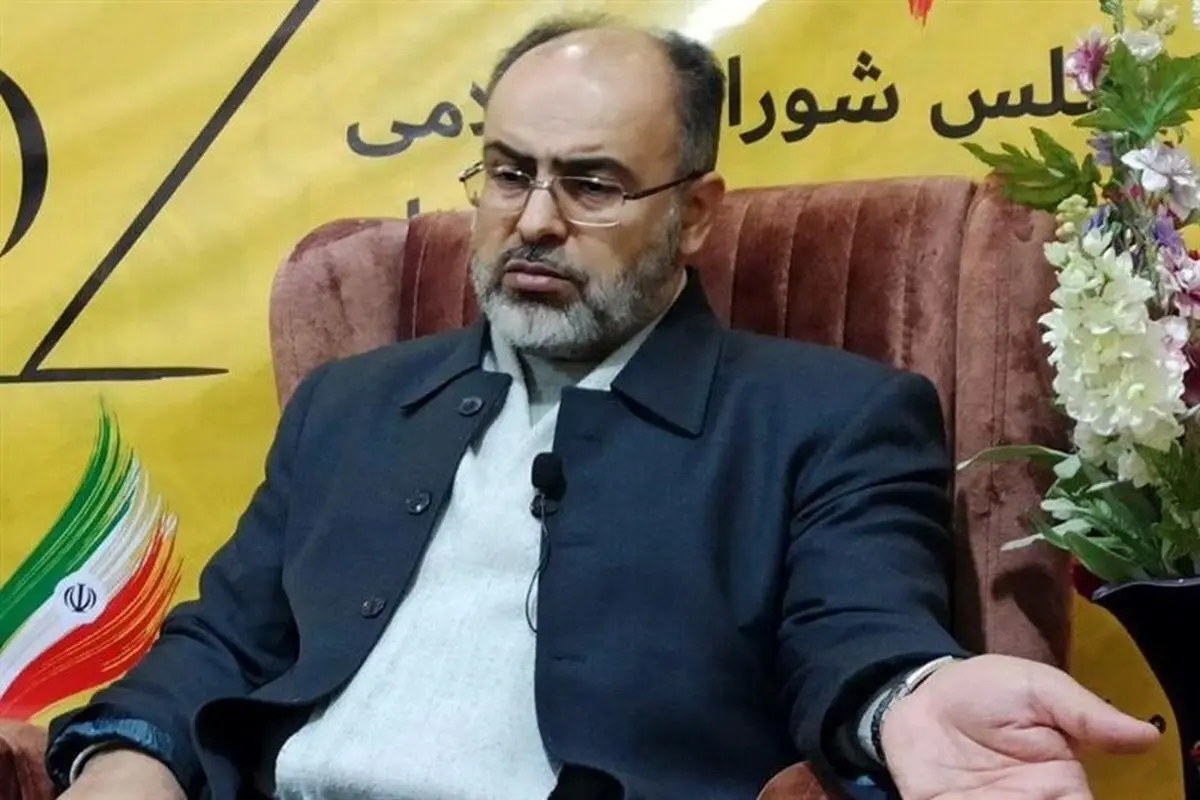 مسمومیت‌ها، «انتقام گرفتن» از نوجوانان حاضر در «راهپیمایی ۲۲ بهمن» است/ مردم «نگران» نباشند

