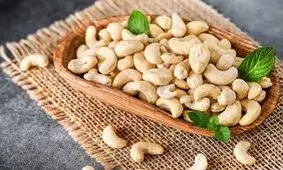 بادام هندی کیلویی یک میلیون شد؛ کار به فروش قسطی آجیل رسید!